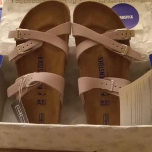Birkenstock Womens Leather Sandals    Size:39       Color: Lilac
